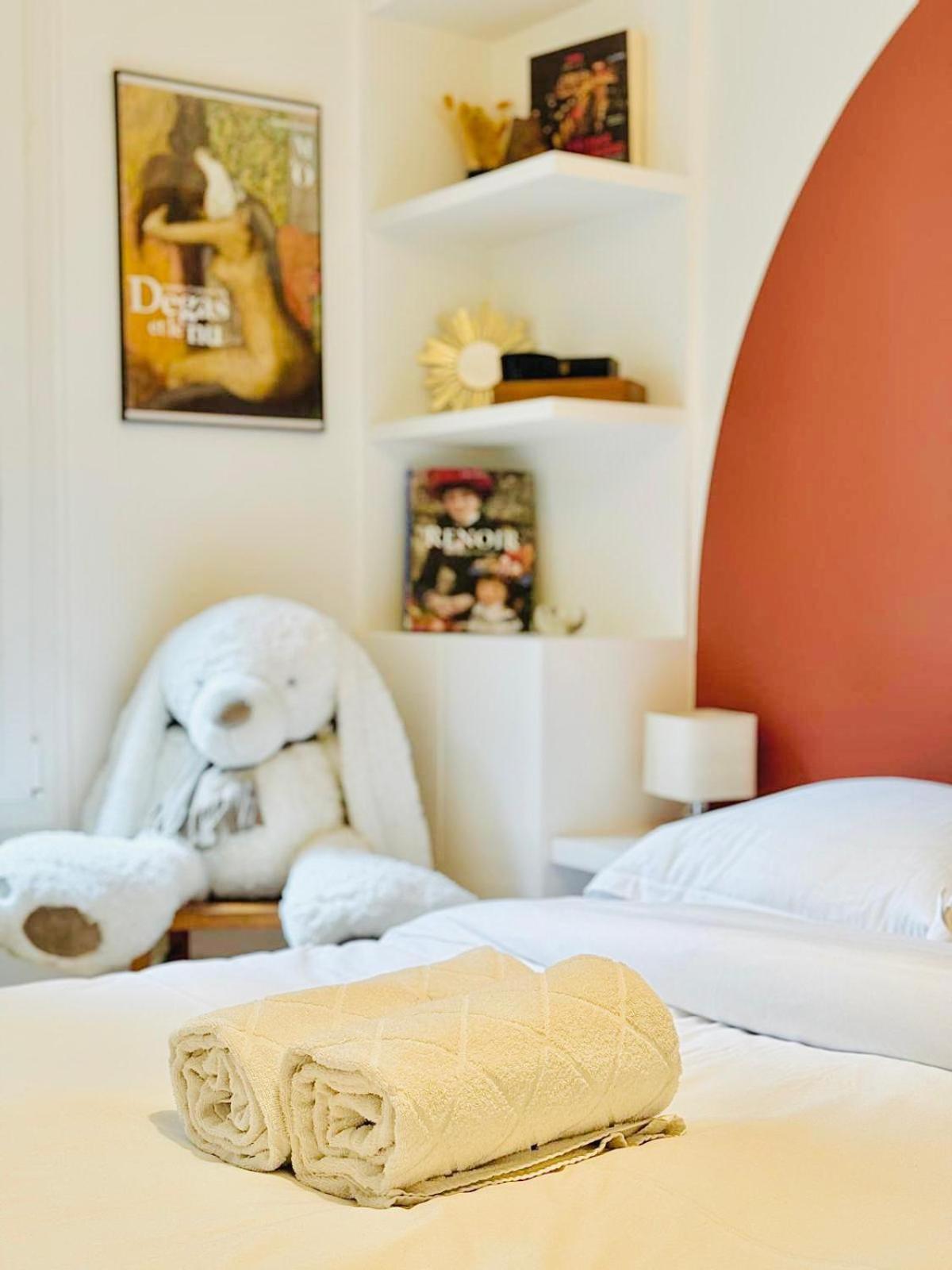 Charmant Appartement Au Coeur De Montmartre! Párizs Kültér fotó